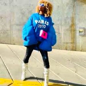 H&M Paris Sweatshirt Medium